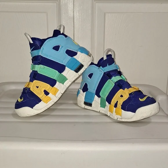 Nike "Air More Up Tempo Kaleidescope" basketball slip-on sneakers - 1 ½ - Picture 2 of 9